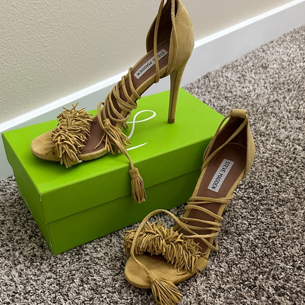Steve Madden Mustard Fringe Heels